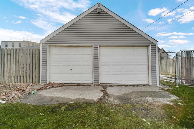 7607 Monroe Avenue, Hammond, IN 46324