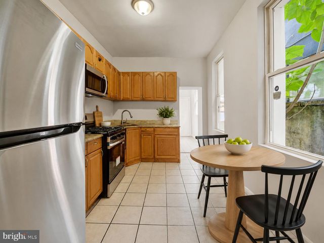 220 PATTERSON PARK AVE, Baltimore, MD 21231