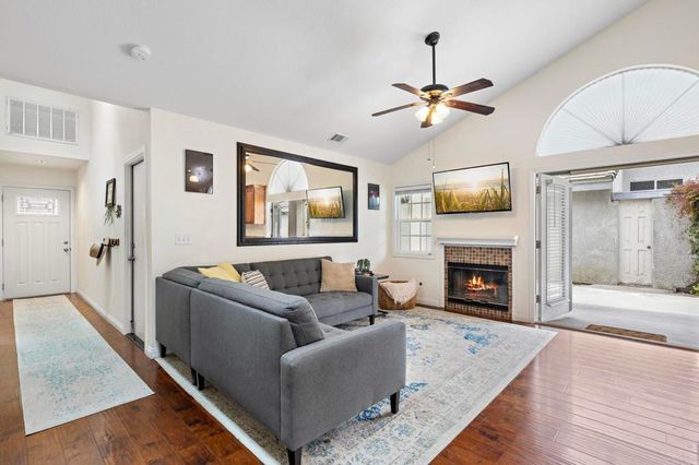 31712 Corte Encinas, Temecula, CA 92592