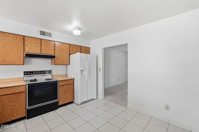 1012 W MONTOYA Lane, Phoenix, AZ 85027