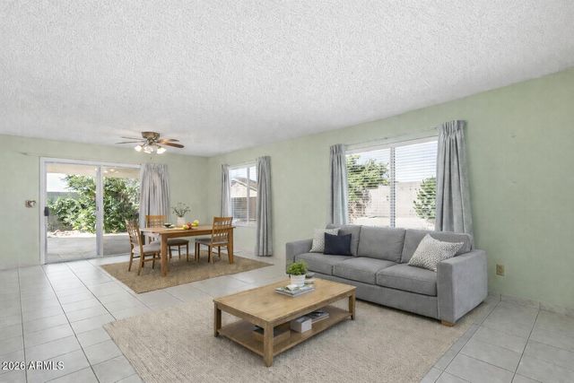 1012 W MONTOYA Lane, Phoenix, AZ 85027