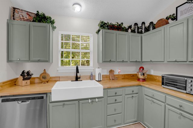 225 Burma Road, Lexington, SC 29072