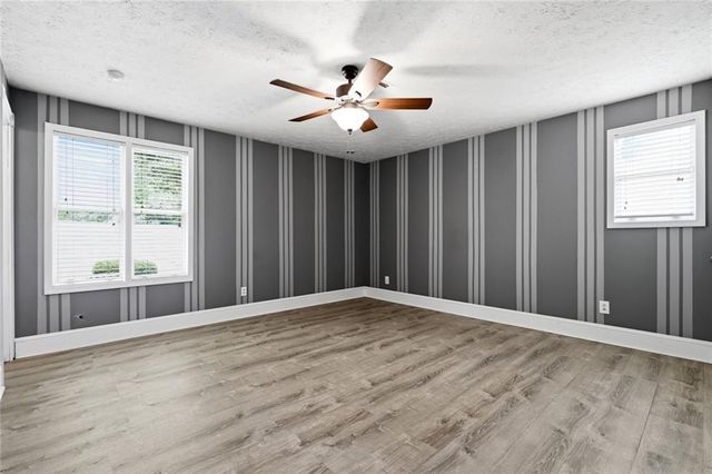 107 Riverchase Drive, Woodstock, GA 30188