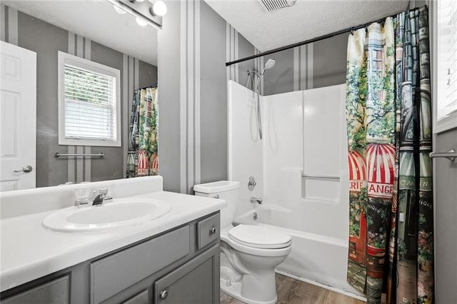 107 Riverchase Drive, Woodstock, GA 30188
