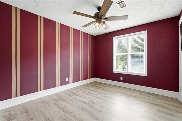 107 Riverchase Drive, Woodstock, GA 30188