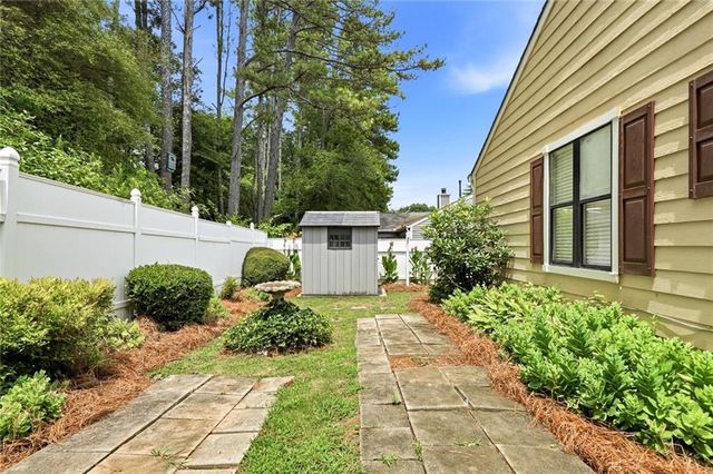 107 Riverchase Drive, Woodstock, GA 30188