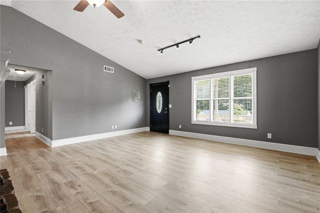 107 Riverchase Drive, Woodstock, GA 30188