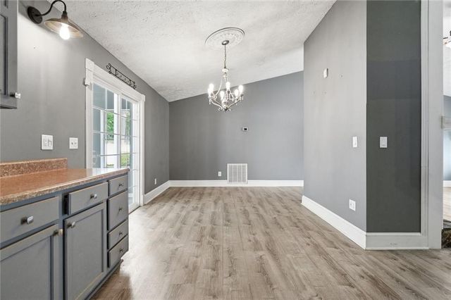 107 Riverchase Drive, Woodstock, GA 30188