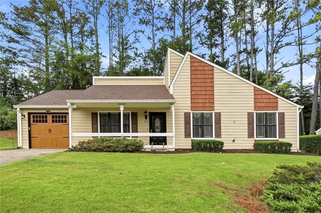 107 Riverchase Drive, Woodstock, GA 30188