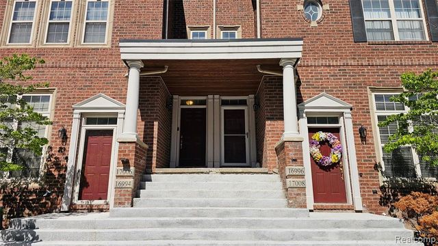 16996 Farmington Road, Livonia, MI 48154