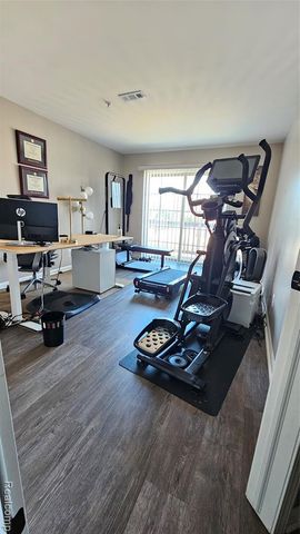 16996 Farmington Road, Livonia, MI 48154