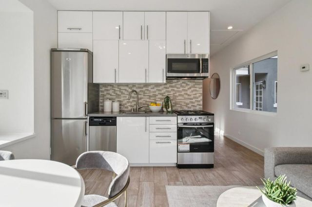 745 Barron Avenue, Palo Alto, CA 94306