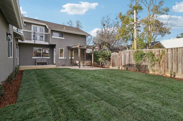 745 Barron Avenue, Palo Alto, CA 94306