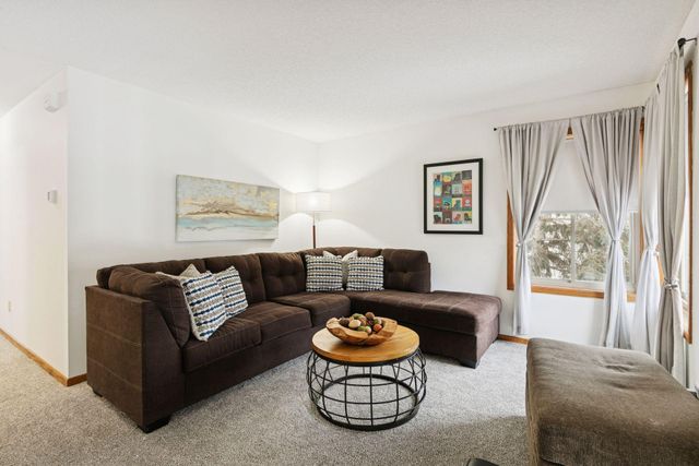 15149 December Trail, Rosemount, MN 55068