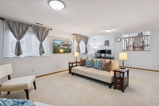 15149 December Trail, Rosemount, MN 55068