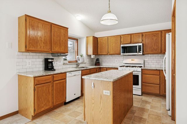 15149 December Trail, Rosemount, MN 55068