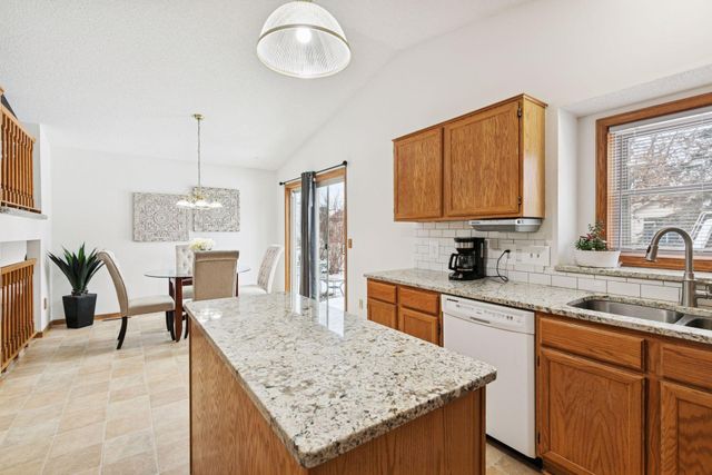 15149 December Trail, Rosemount, MN 55068