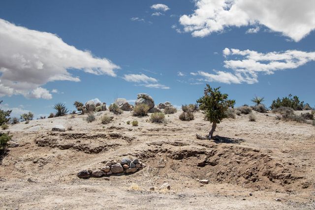 56949 Spencer Road, Yucca Valley, CA 92284