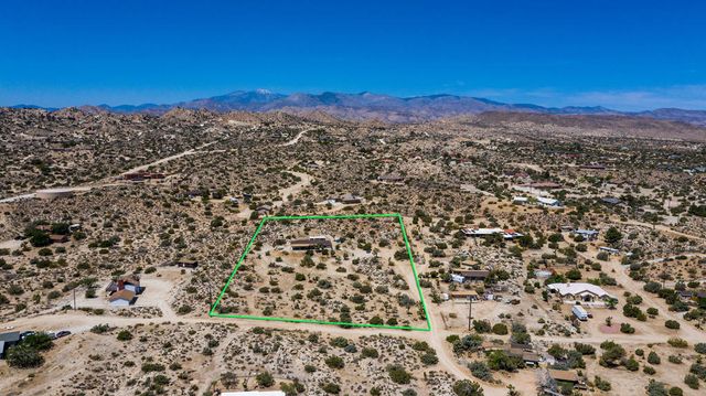 56949 Spencer Road, Yucca Valley, CA 92284