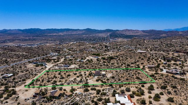 56949 Spencer Road, Yucca Valley, CA 92284