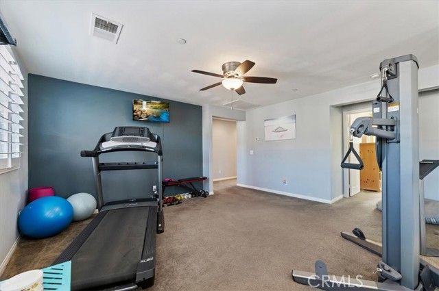 15699 Slowik Court, Fontana, CA 92336