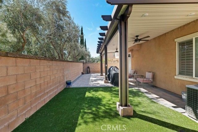 15699 Slowik Court, Fontana, CA 92336