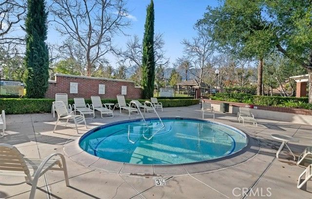 15699 Slowik Court, Fontana, CA 92336