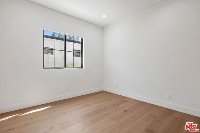 5917 Rhodes Avenue, Valley Village, CA 91607