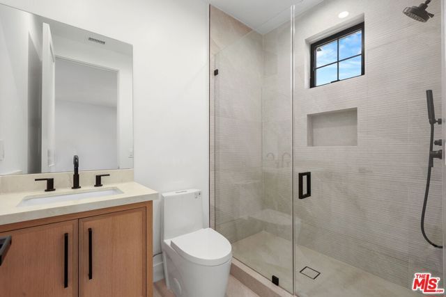 5917 Rhodes Avenue, Valley Village, CA 91607