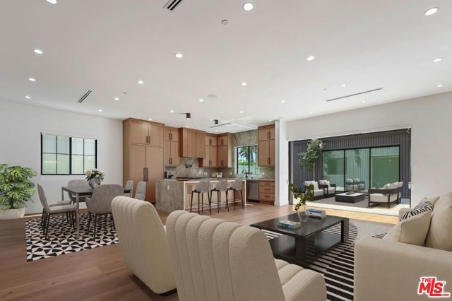 5917 Rhodes Avenue, Valley Village, CA 91607