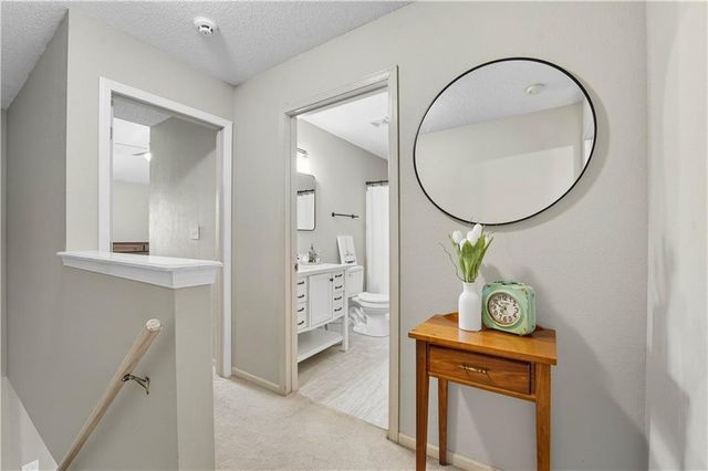 5623 NW Sunrise Meadow Circle, Lee's Summit, MO 64064