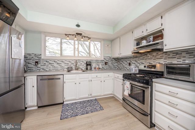 242 BYERS RD, Chester Springs, PA 19425