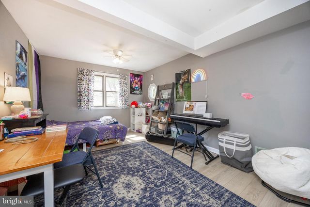 242 BYERS RD, Chester Springs, PA 19425