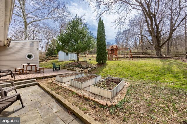 242 BYERS RD, Chester Springs, PA 19425