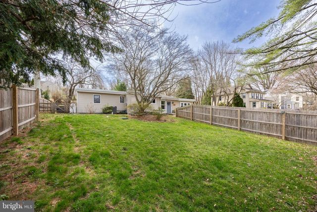 242 BYERS RD, Chester Springs, PA 19425