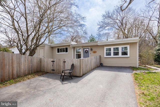 242 BYERS RD, Chester Springs, PA 19425