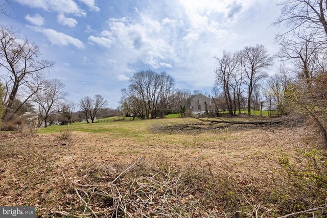 242 BYERS RD, Chester Springs, PA 19425