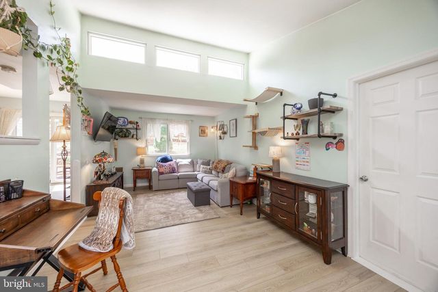 242 BYERS RD, Chester Springs, PA 19425