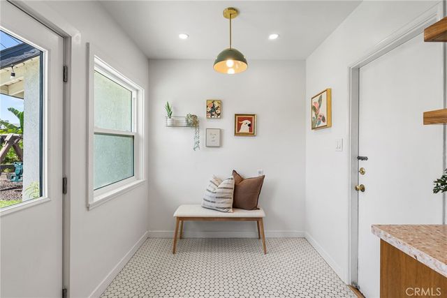 2410 W Broadway, Anaheim, CA 92804