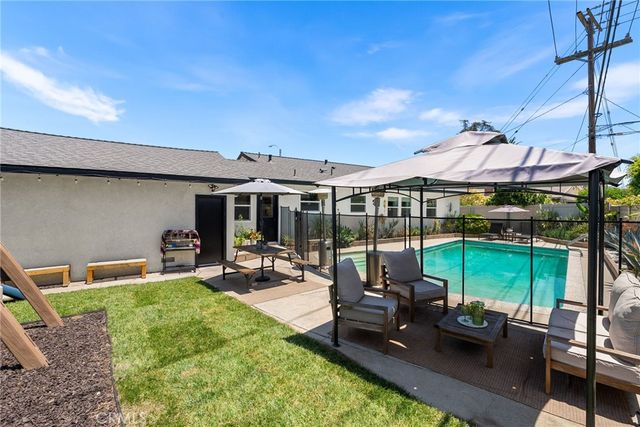 2410 W Broadway, Anaheim, CA 92804