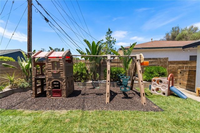 2410 W Broadway, Anaheim, CA 92804