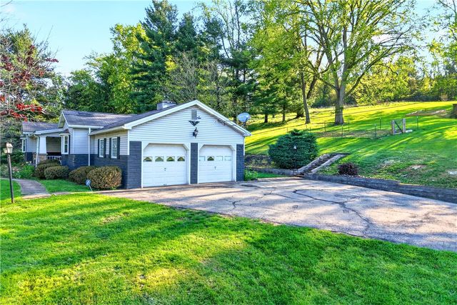 1188 Willowbrook Road, Rostraver, PA 15012