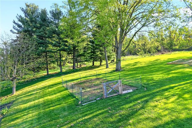 1188 Willowbrook Road, Rostraver, PA 15012