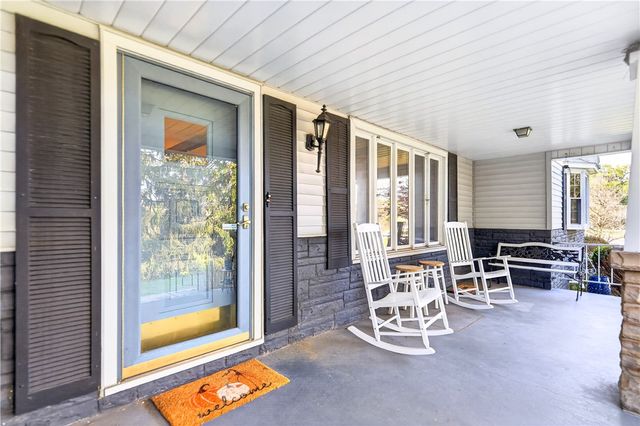 1188 Willowbrook Road, Rostraver, PA 15012