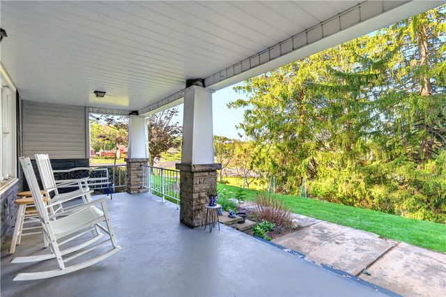 1188 Willowbrook Road, Rostraver, PA 15012