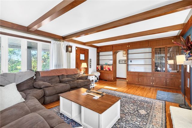 1188 Willowbrook Road, Rostraver, PA 15012