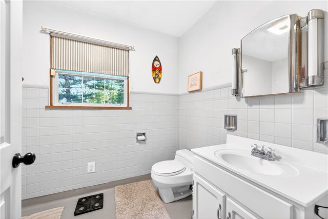1188 Willowbrook Road, Rostraver, PA 15012