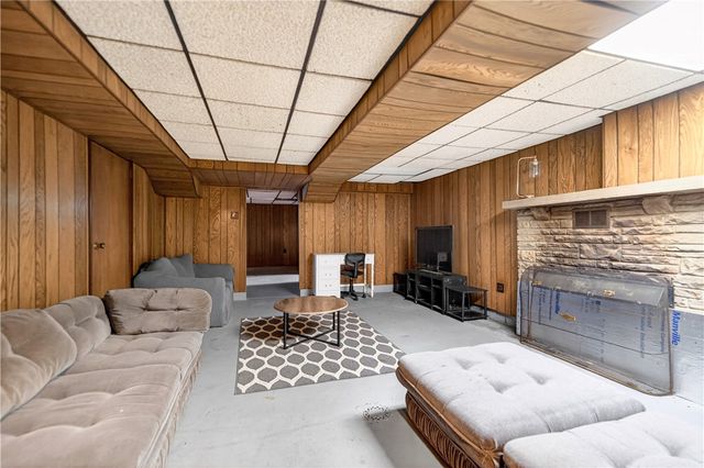 1188 Willowbrook Road, Rostraver, PA 15012