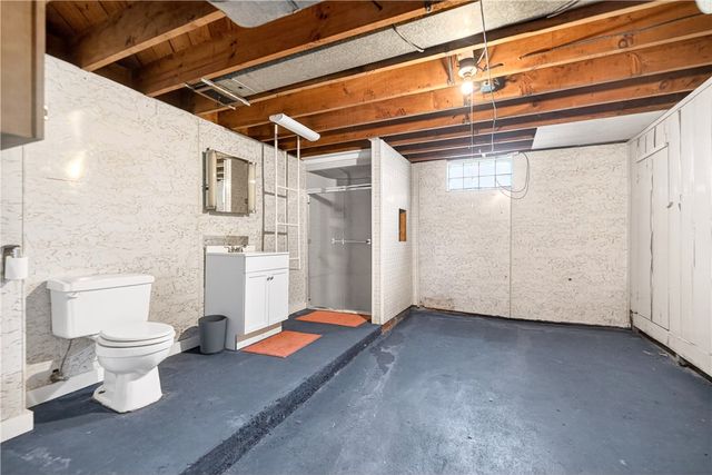 1188 Willowbrook Road, Rostraver, PA 15012