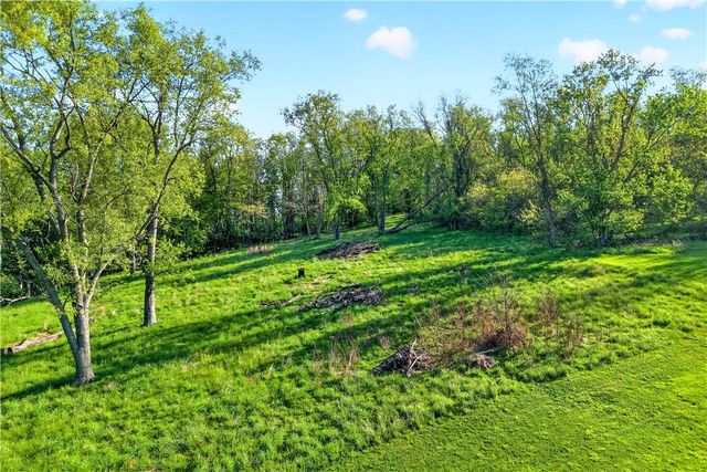 1188 Willowbrook Road, Rostraver, PA 15012